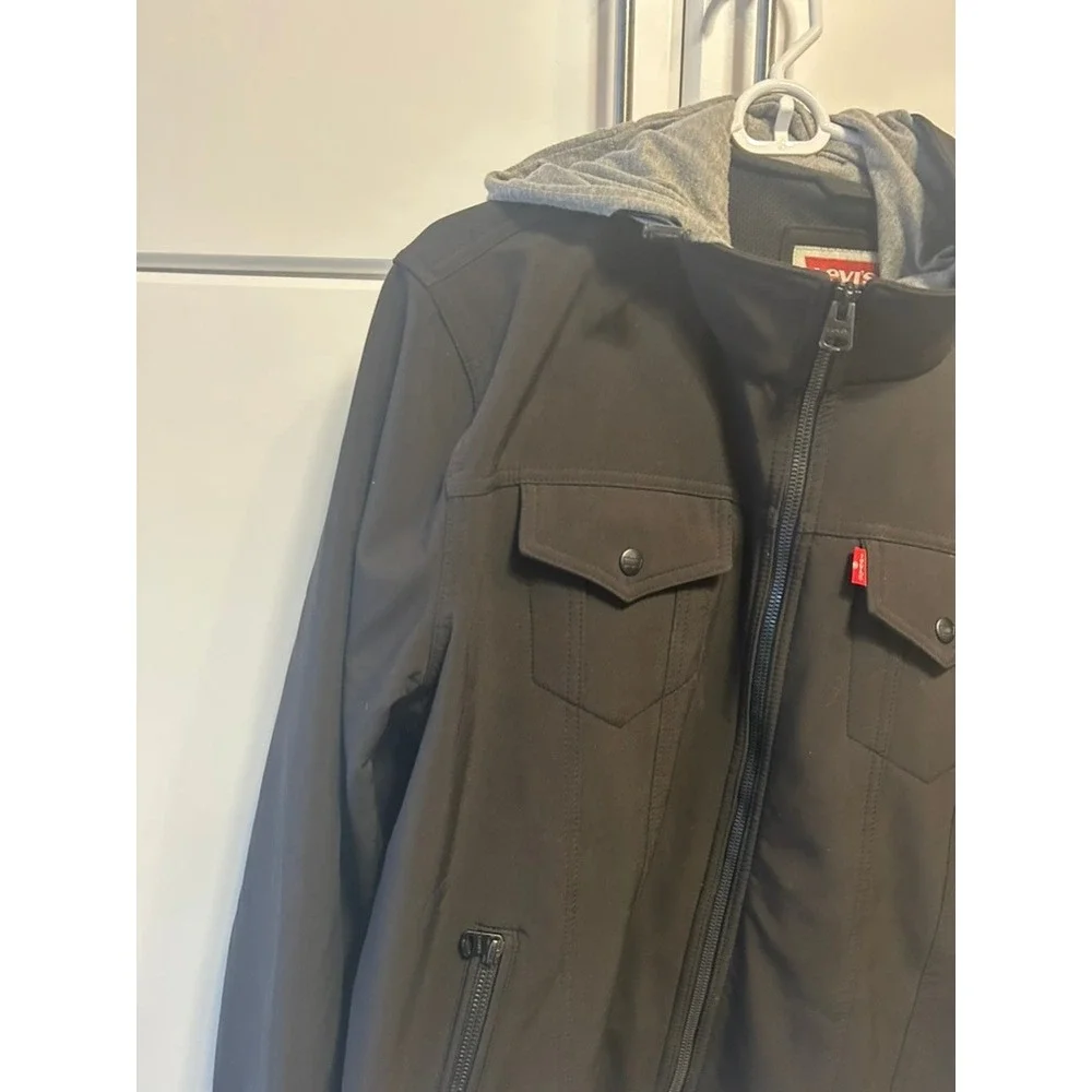 Levis Mens Black Softshell Hooded Jacket‎ Full Zip Windbreaker Coat Large